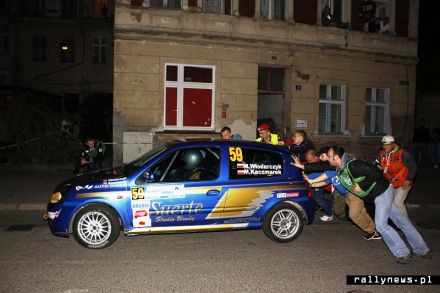 Mirosław Włodarczyk i Marek Kaczmarek - Renault Clio Sport.